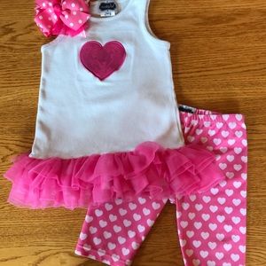 Mud Pie outfit with matching bow size 3T